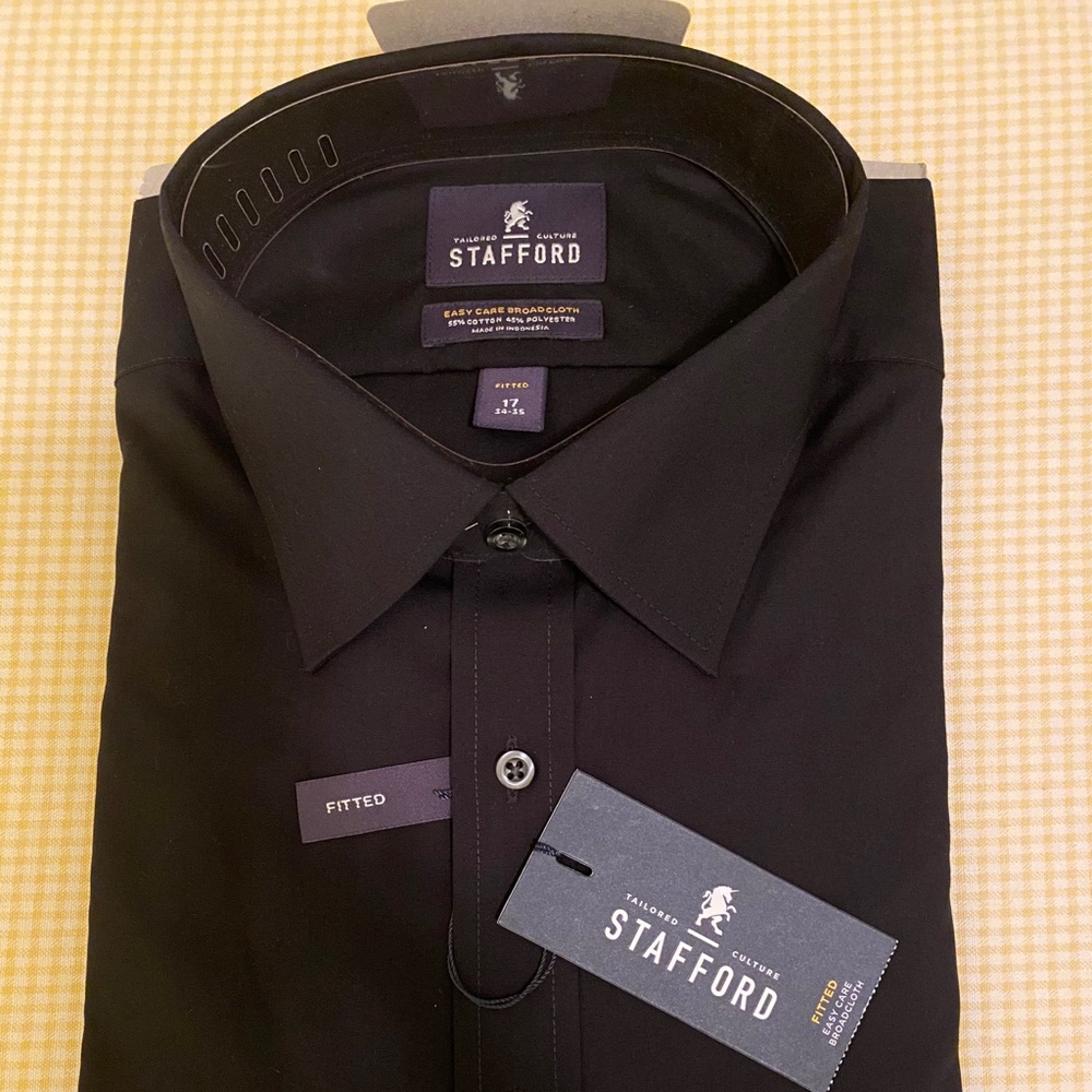 New black Stafford long sleeve fitted dress shirt.
